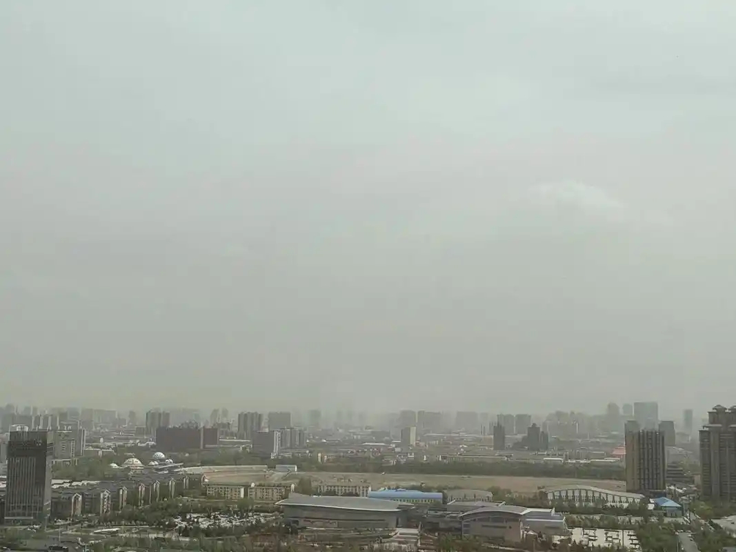 寧夏推進(jìn)美麗城市建設(shè):以空氣質(zhì)量達(dá)標(biāo)為核心 攻堅(jiān)移動(dòng)源、揚(yáng)塵等污染治理